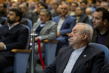 کاهش 13 درصدی صادرات غیر نفتی/هیچ صادرکننده‌ای موافق افزایش نرخ ارز نیست